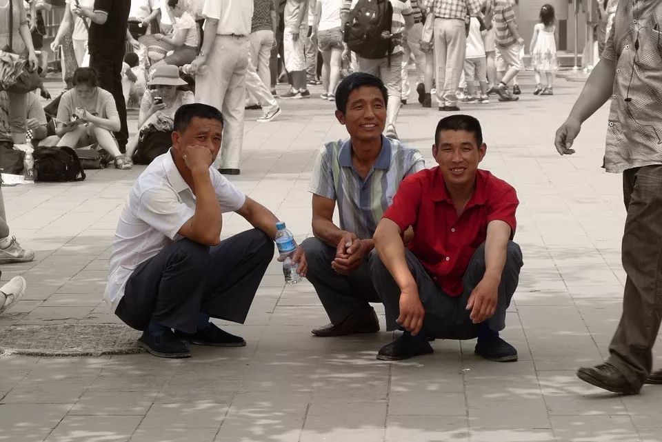 这个三岁孩子死了,中国城里人对乡下人的侮辱何时能停?