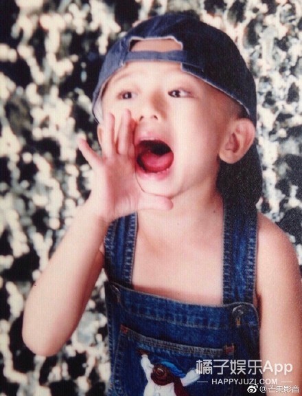 全微博的明星都在晒童年照…小时候的景甜竟然长这样