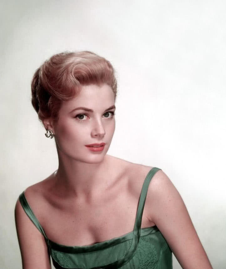 罕见彩色黑白照:摩纳哥王妃旧照,图4韵味十足,图11让男人遐想