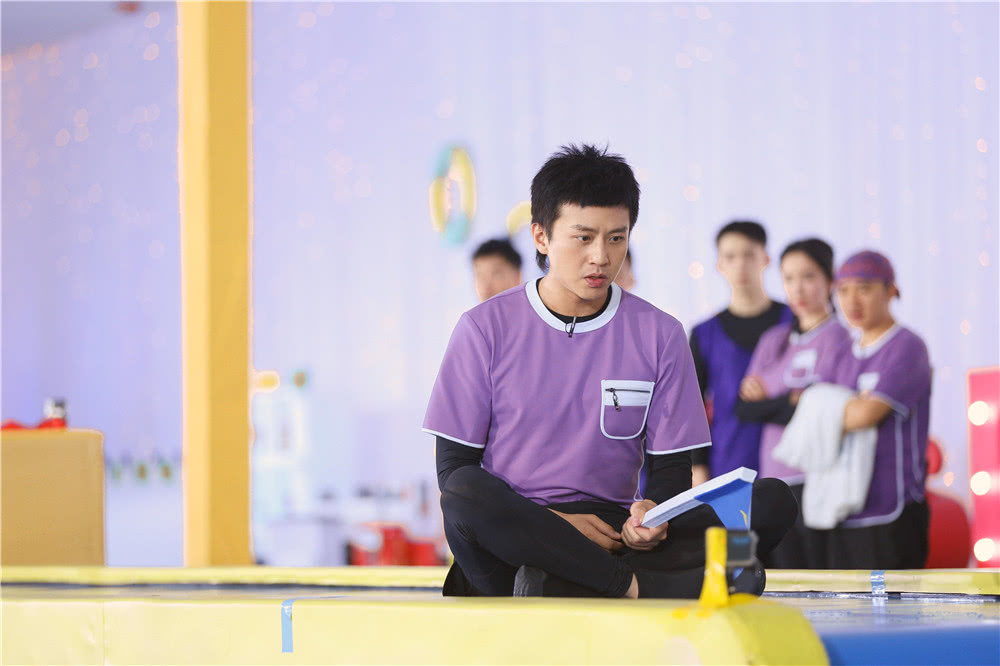 "撕名牌大战"邓超,陈赫"自相残杀"郑恺惨遭"群攻"_凤凰网娱乐_凤凰网