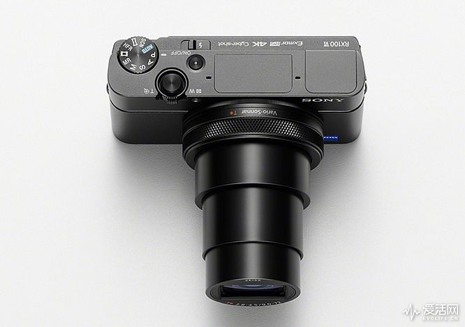 六代同堂的索尼黑卡rx100 到底选谁好?