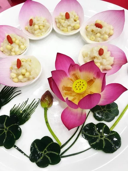 秀色可餐看小小荷花如何玩儿转44道菜品__凤凰网