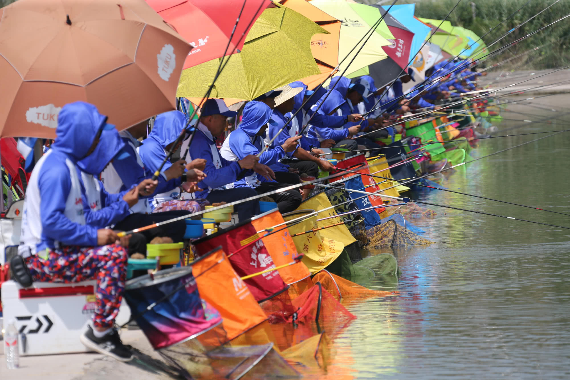 "香港斗渔"杯钓鱼大赛在大荔举办