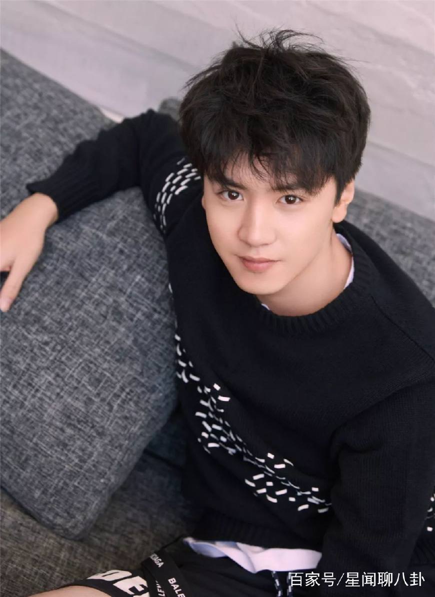 没想到在《镇魂》《扶摇》屠榜热度的6月,陈哲远这次也凭着热播剧