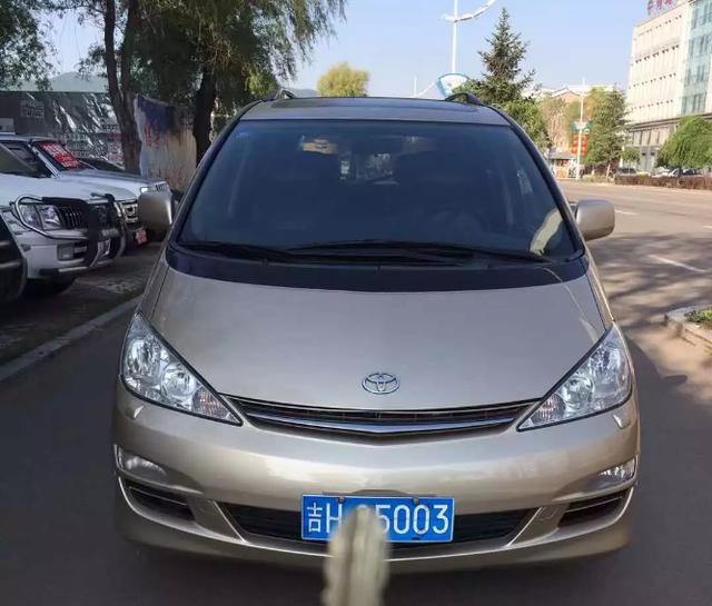 03年的丰田普瑞维亚,开了15年,现在还值4万元