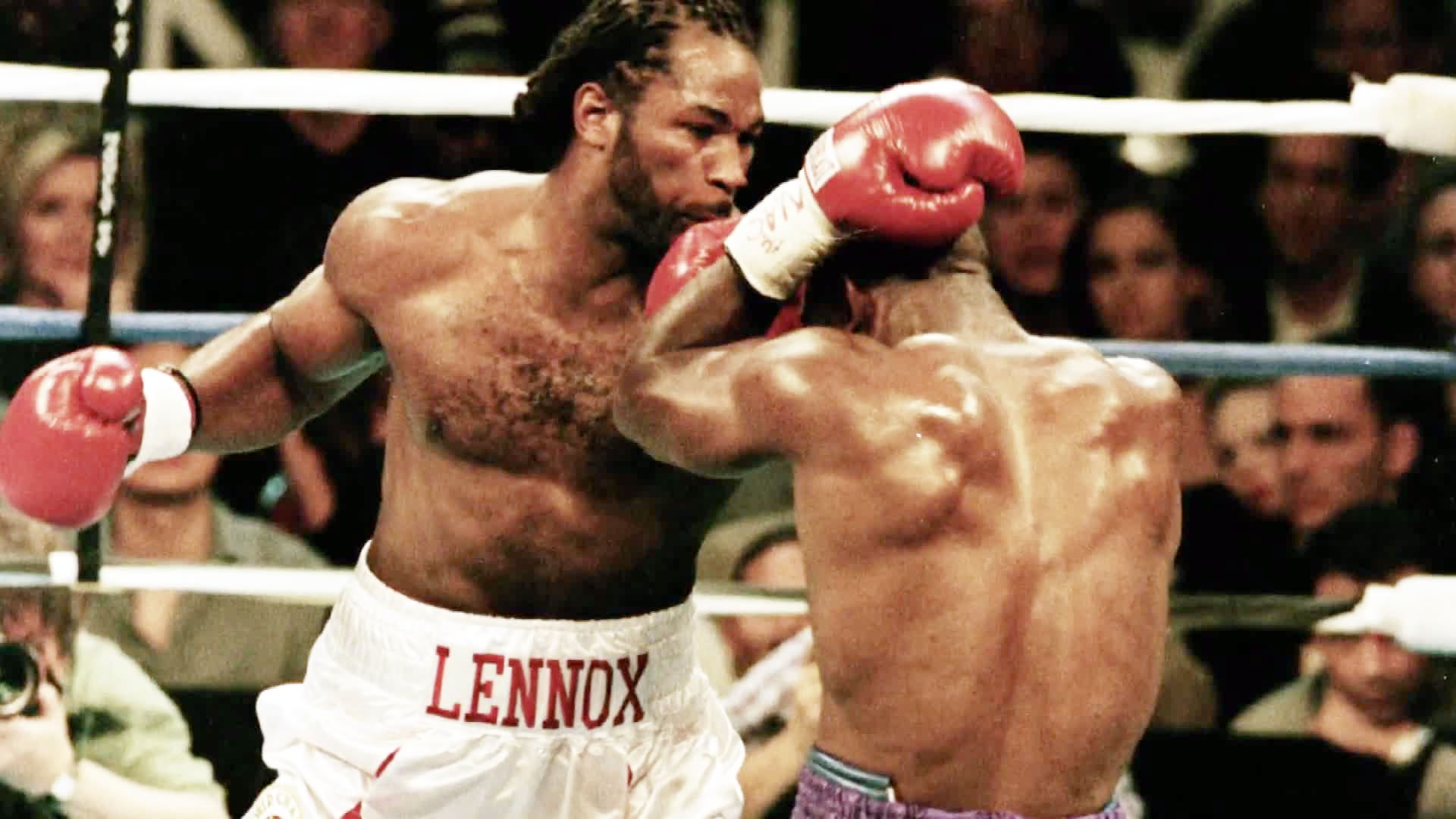 29年前的今天,拳王刘易斯两回合重拳ko对手初露锋芒