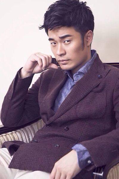 导演曝光了陈赫年轻的照片,居然长这样?以前竟然是校草