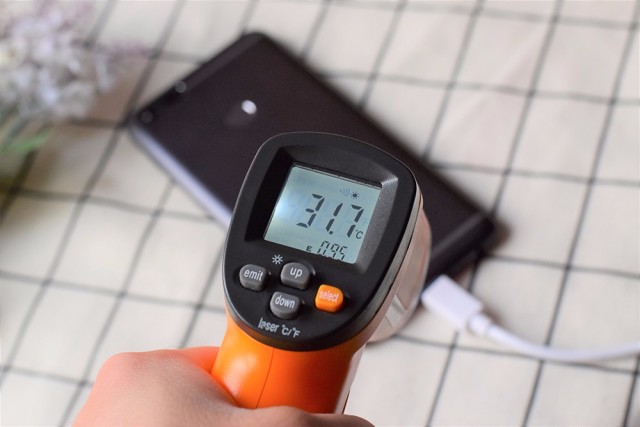 吃鸡不卡推塔不累,持久续航充电快,360 n7手机体验