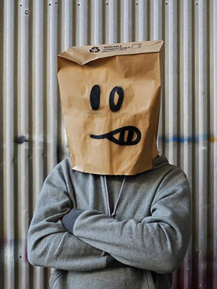 神秘的涂鸦艺术家"班克斯",拯救 17 个图书馆免于关闭