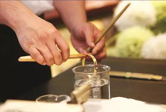 别怕,也有变色反而升值的"奇葩"!