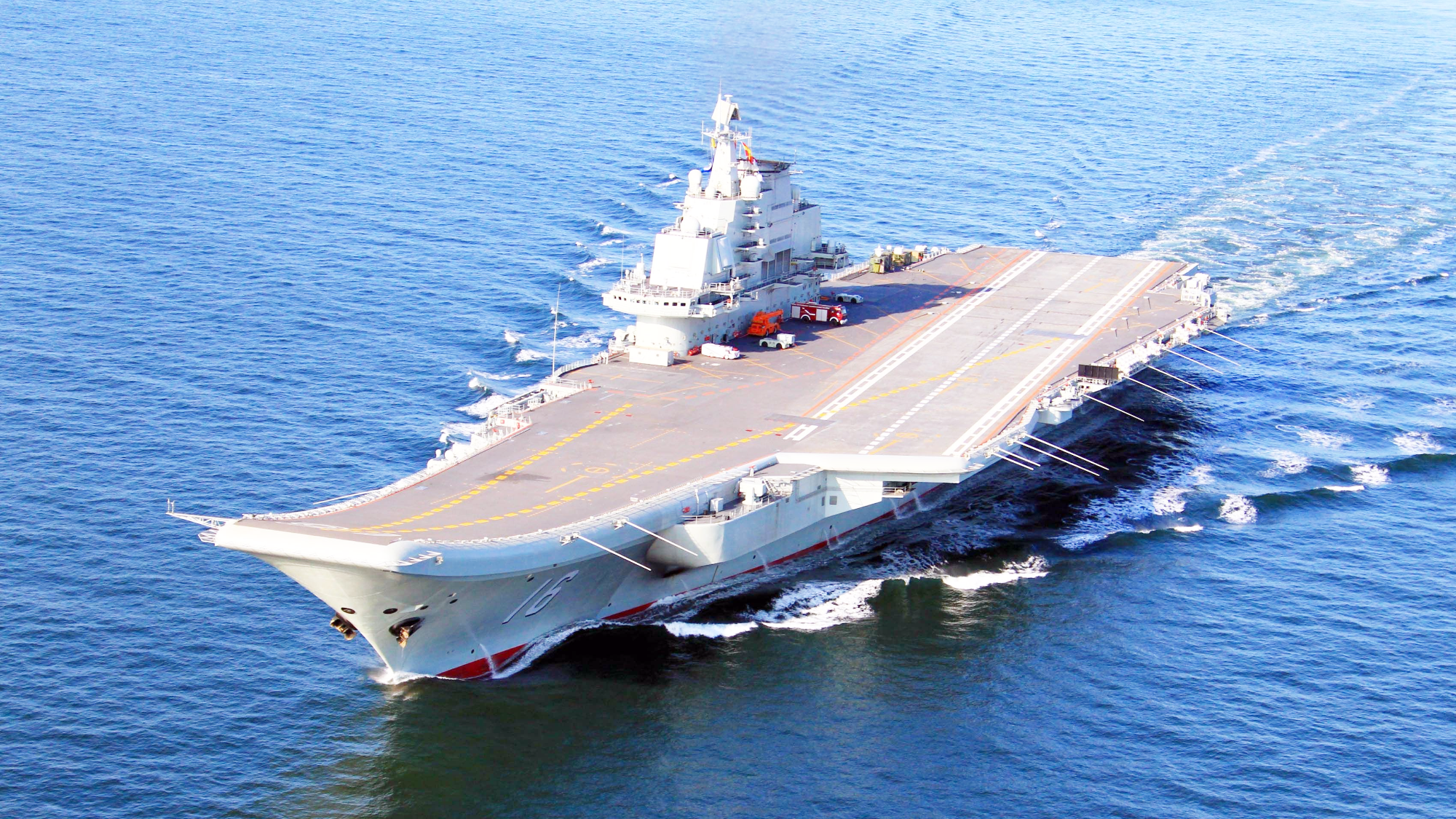 辽宁舰老家黑海造船厂破产关闭中国放心我们会照顾好她的