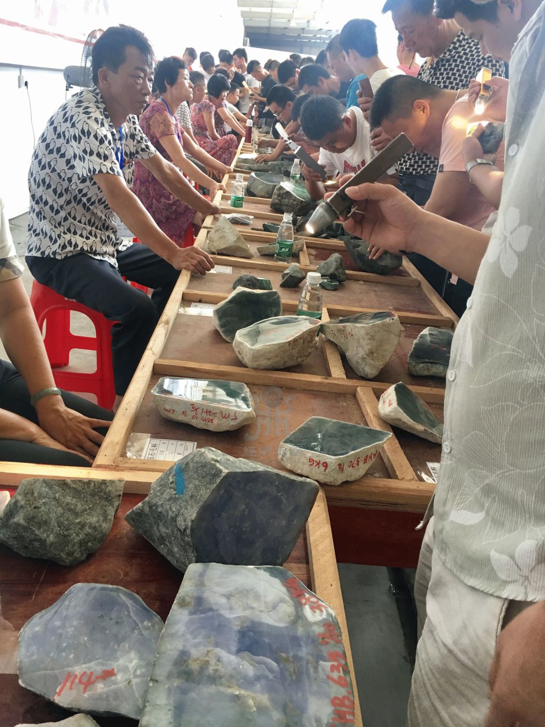 揭阳第二届凯亨玉石公盘开幕,焦点美石抢先看!