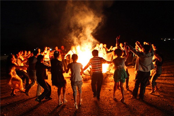 最火爆最实惠 仅此一期 首届丰宁坝上草原音乐节 激情来袭