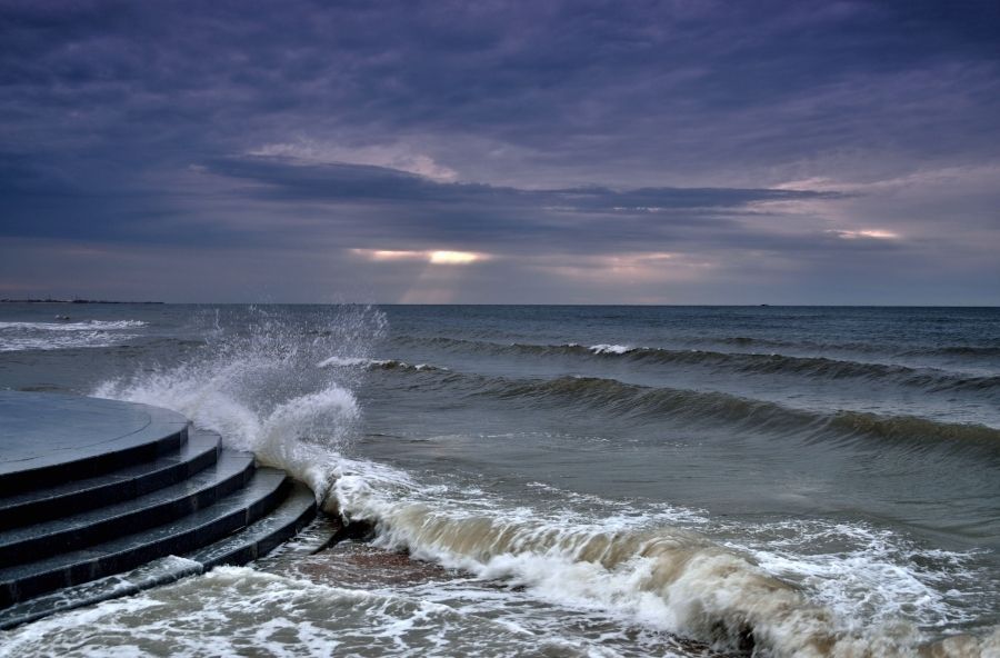 去山东莱州距内陆城市最近的那片海