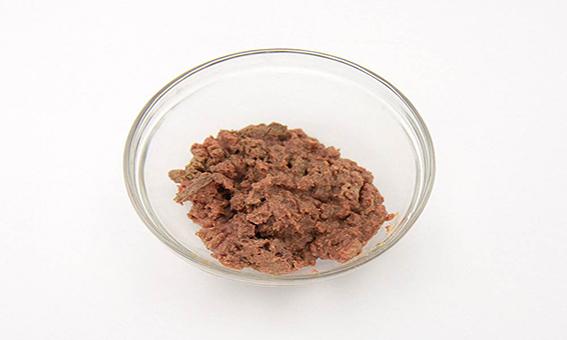 是纯天然的一种补铁剂,更温和易吸收,不受植酸盐和草酸盐等的影响