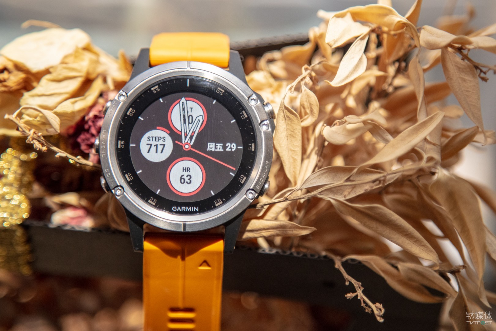 忘掉手机,跑步听歌测心率,佳明fenix 5 plus运动手表体验