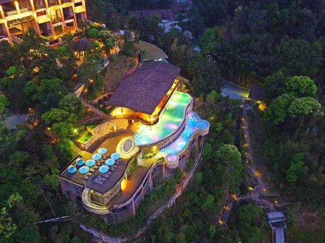 【499超高性价比】住南昆山最高峰的度假村,享十字