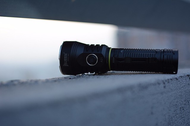 架在自行车上就能怼远光狗,wuben务本a21手电筒体验