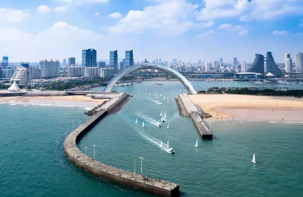 国内首座全钢架玻璃拱桥日照黄海之眼开工建设