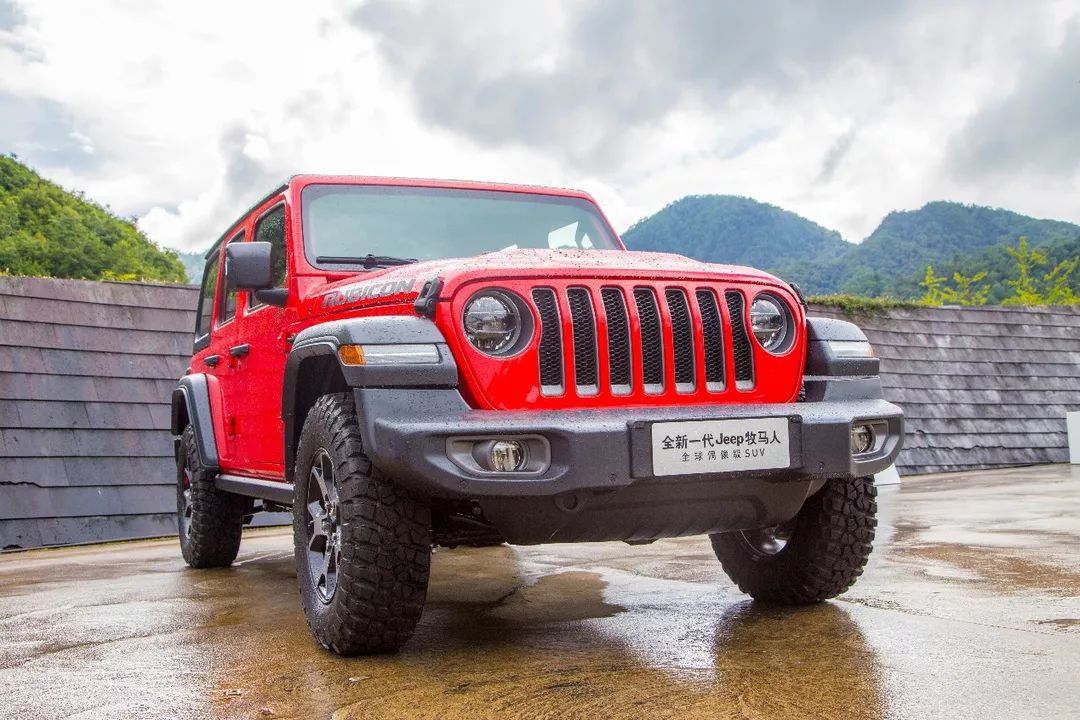 这台最经典的越野车刚刚完成换代 车迷心中的神车如何超越自我?