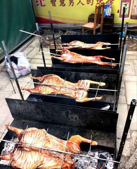 不出深圳,也能在蒙古包里吃正宗烤全羊深哪里有烤全羊哪里的正宗