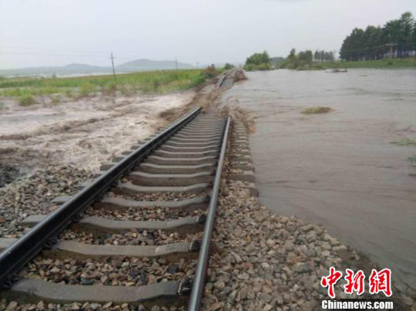 黑龙江省嫩林铁路遭遇水害,9趟旅客列车晚点