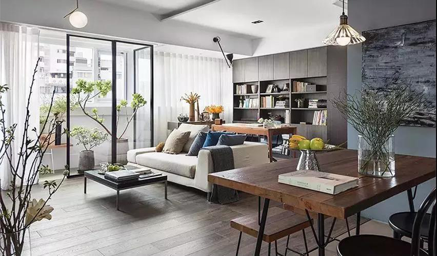 1,客厅和书房结合的经典做法是书房位于客厅沙发背后.