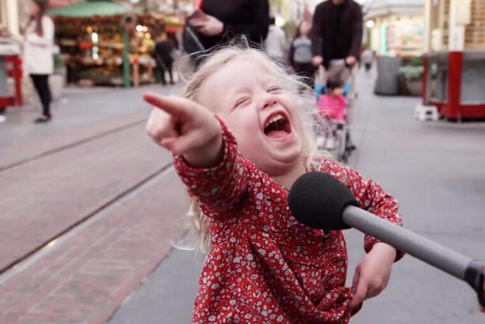 特朗普经典语句,动作闭眼都能学,小朋友模仿萌翻天