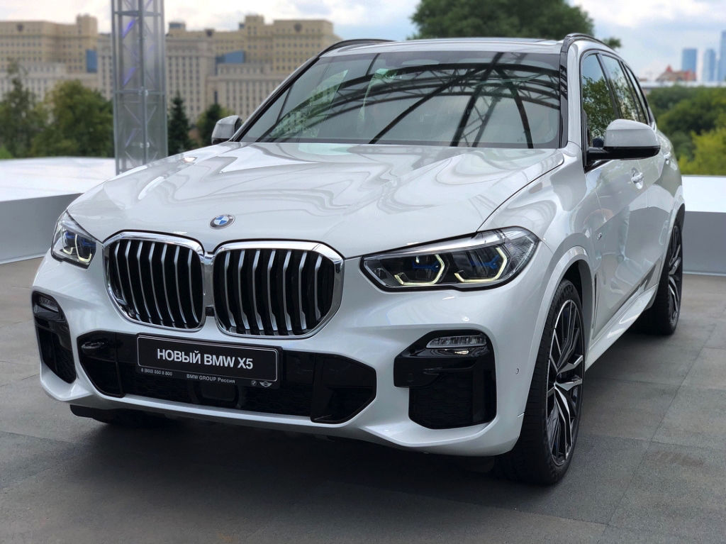 全新一代宝马 x5 实车亮相,有没有戳中你的心?_凤凰网汽车_凤凰网