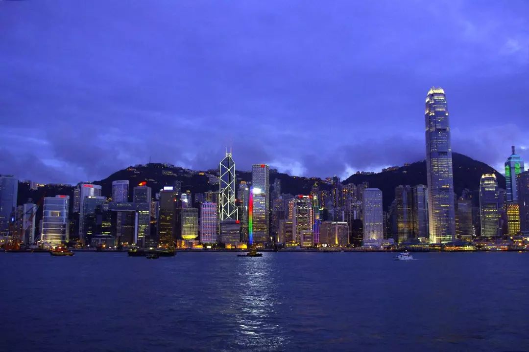 你与hong kong只差一张广深港高铁票!