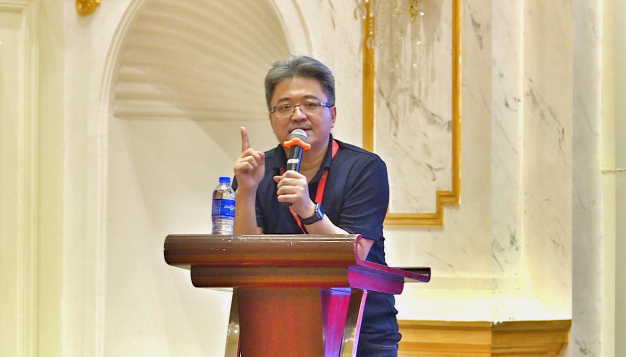 车好多集团执行总裁邓康明战略与组织现代服务业的取胜之道