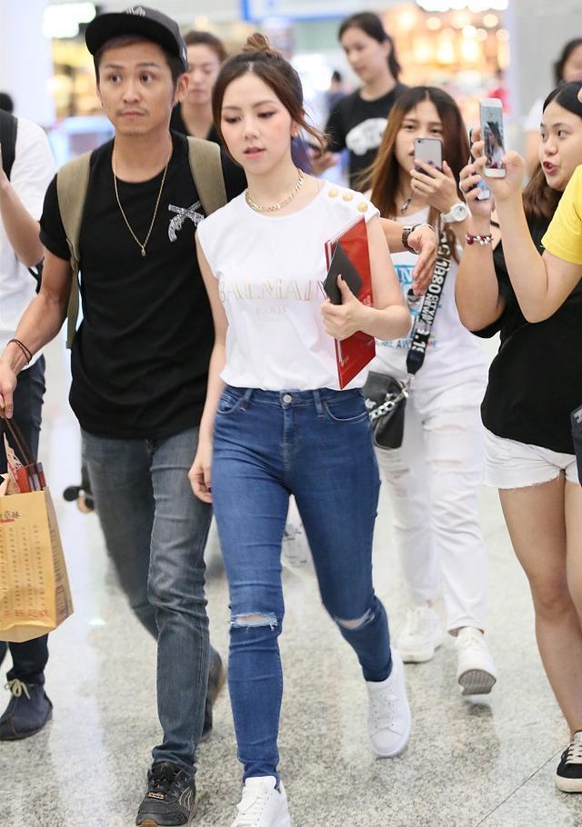 邓紫棋男友出身豪门,外公还是关之琳前夫