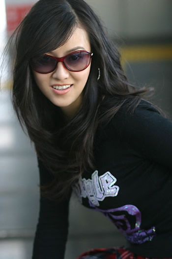 有趣的八卦故事,当年朽木其实在天涯上更出名,他在天涯的id叫做"菜霸"