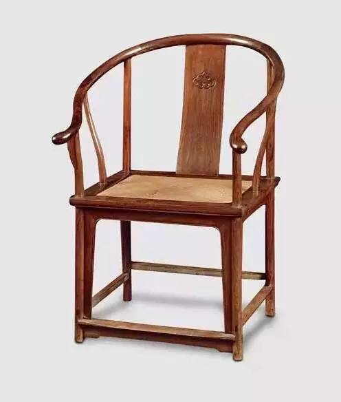 太师椅产生于宋代,是唯一一个以官职来命名的椅子.