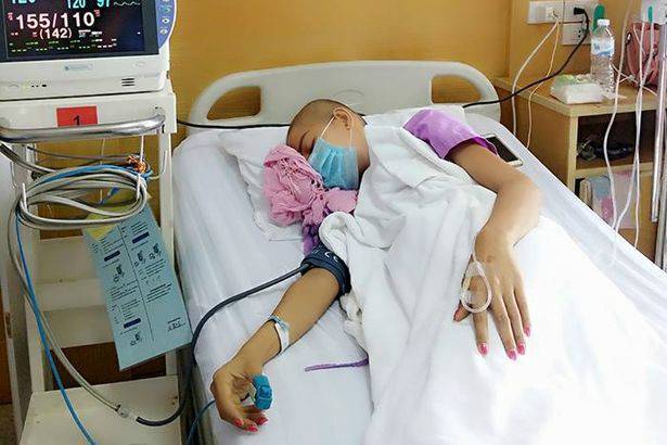 教师补课被重罚,得知真相后老师联名请求取消处分,网友:真心酸