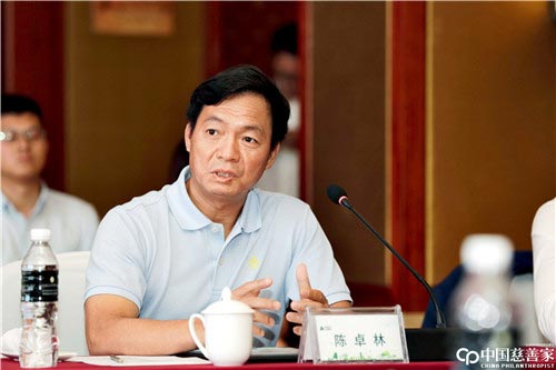 西双版纳州副州长许家福对雅居乐集团及陈卓林先生为西双版纳脱贫