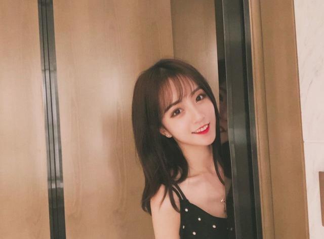 要"凉凉"的"莉三万"不仅没凉,还上央视唱《让我做你的眼睛》