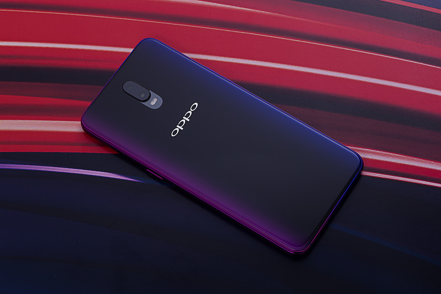 幻色渐变oppor17图赏