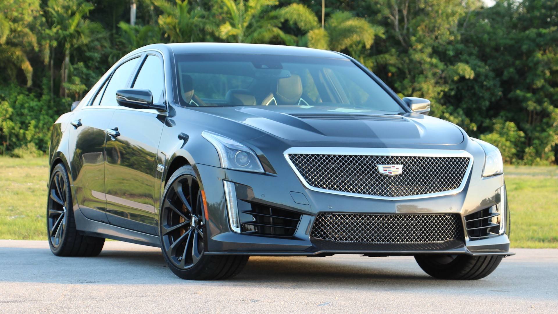 这台驱凯迪拉克让宝马m5认服,百公里3.7s秒杀同级