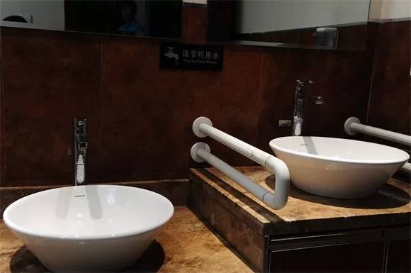郑州绿博园：让旅游厕所“文化”起来