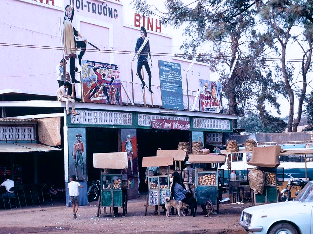 越南旧影1960年代,战争中的城镇波来古