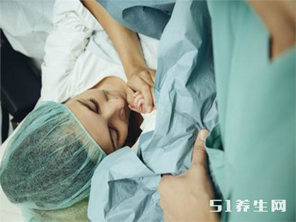 电视剧"生孩子"都是心惊胆颤,生孩子真的很疼吗?