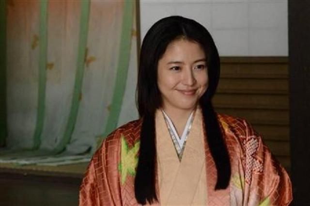 战国第一美女,丰臣秀吉是她女婿,日本天皇是她的后代
