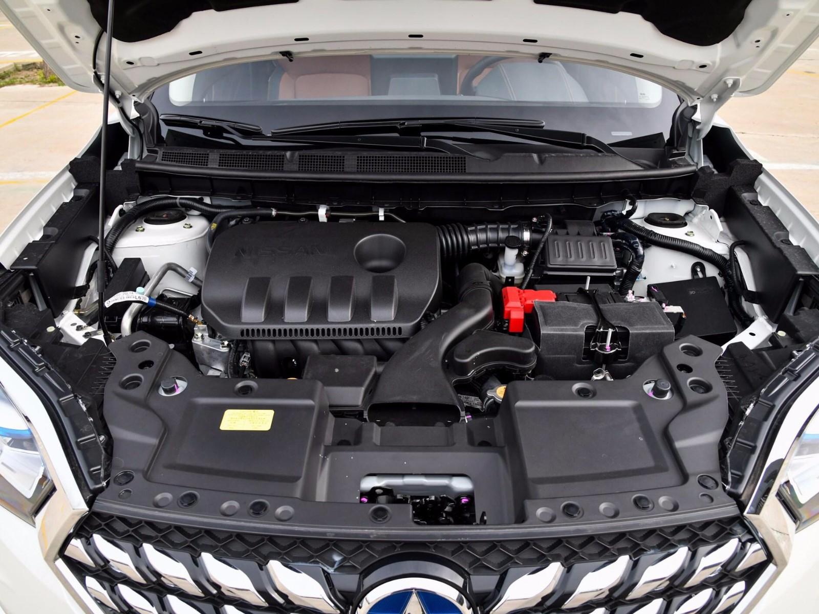 6升自然吸气发动机,最大功率93kw,传动系统搭配手动和cvt变速箱.