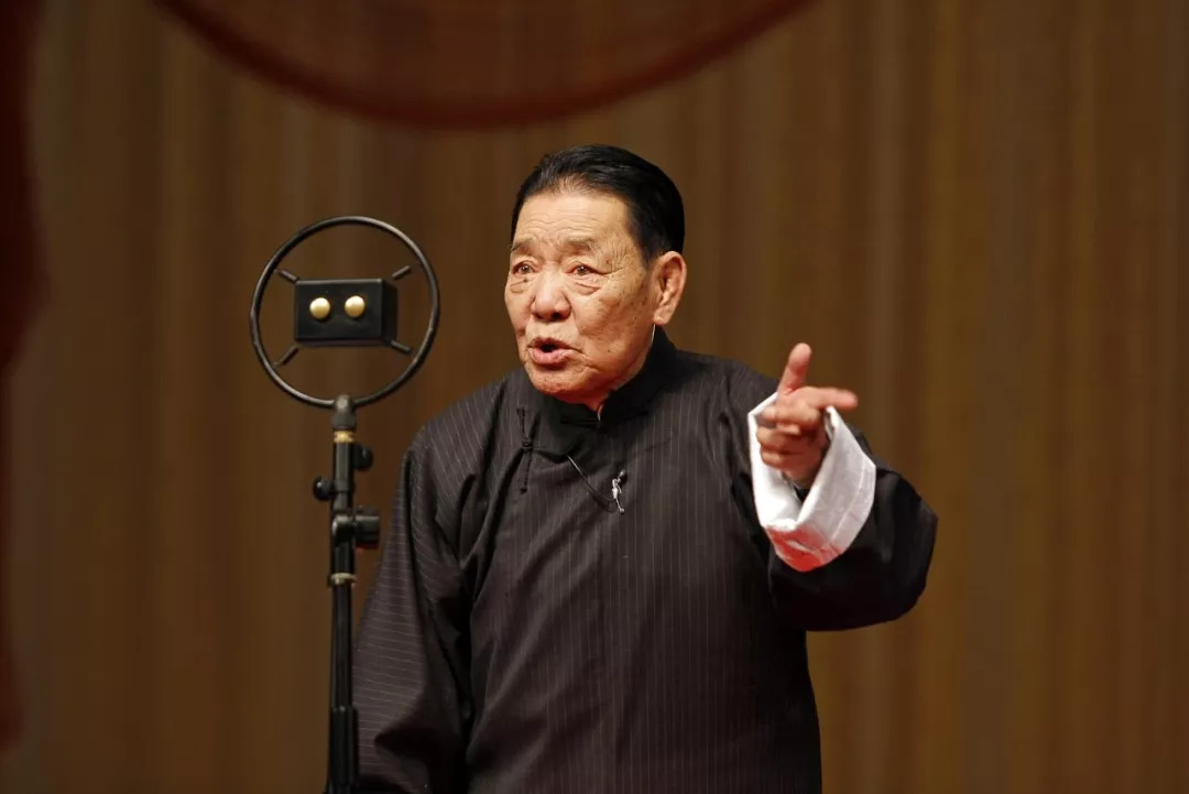 再无下回分解!单田芳病逝,几代人都是听他评书长大的