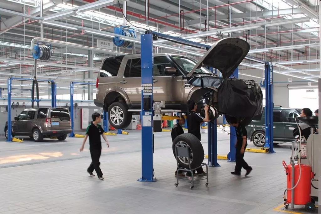 大咖问答第9期新能源汽车保养去4s店好还是去维修厂好