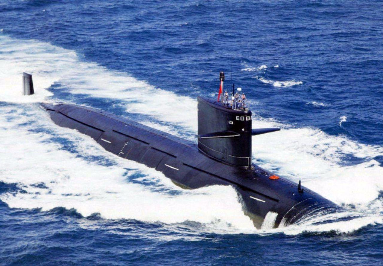 潜艇水下做饭能用明火煎炒烹炸么?想吃个爆炒鸡丁怎么办?