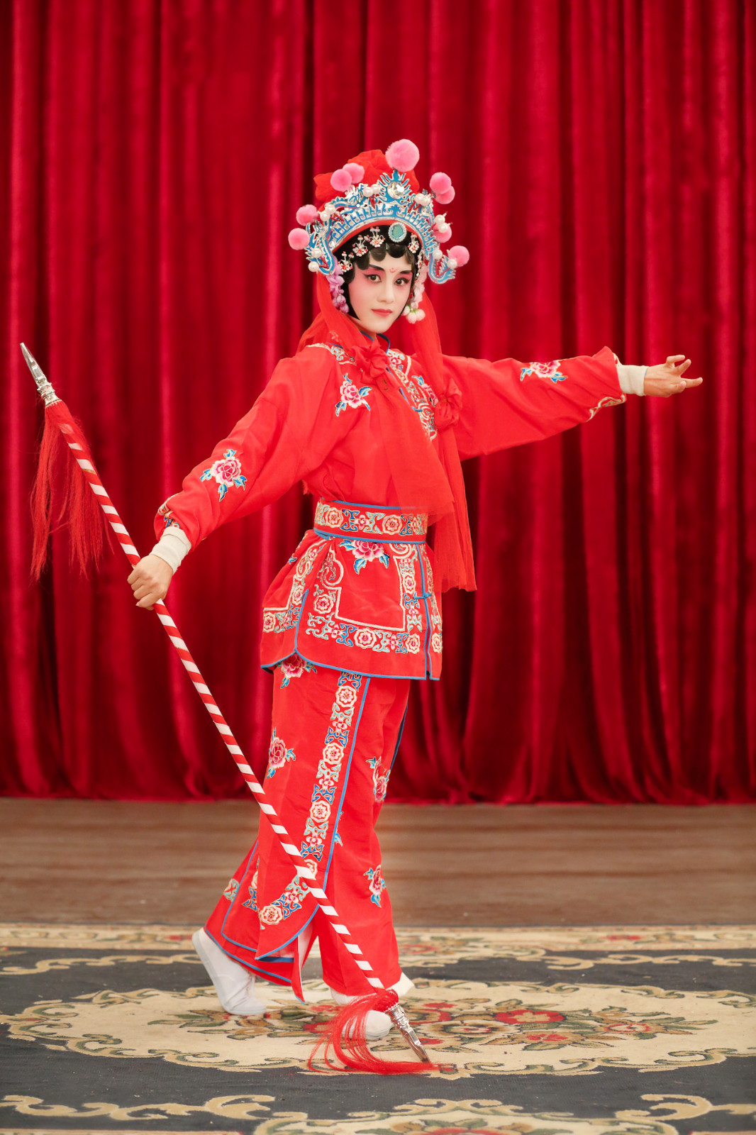 安悦溪京剧扮相惊艳突破尺度上演撩男斩