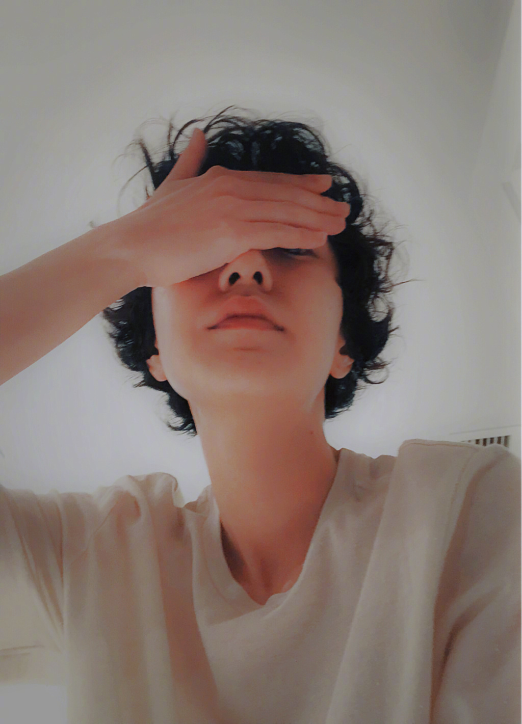 优格女孩郭采洁凌晨4点干这种事,网友:不要再做了,赶紧回家_凤凰网