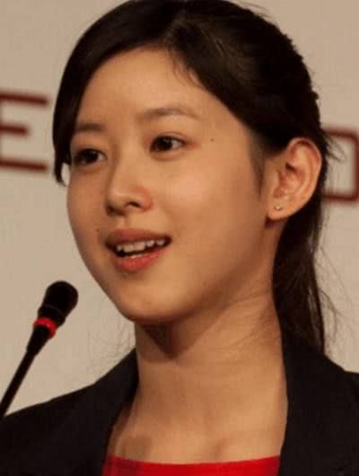 了浓妆的奶茶妹妹不忍直视,网友:还是素颜吧!